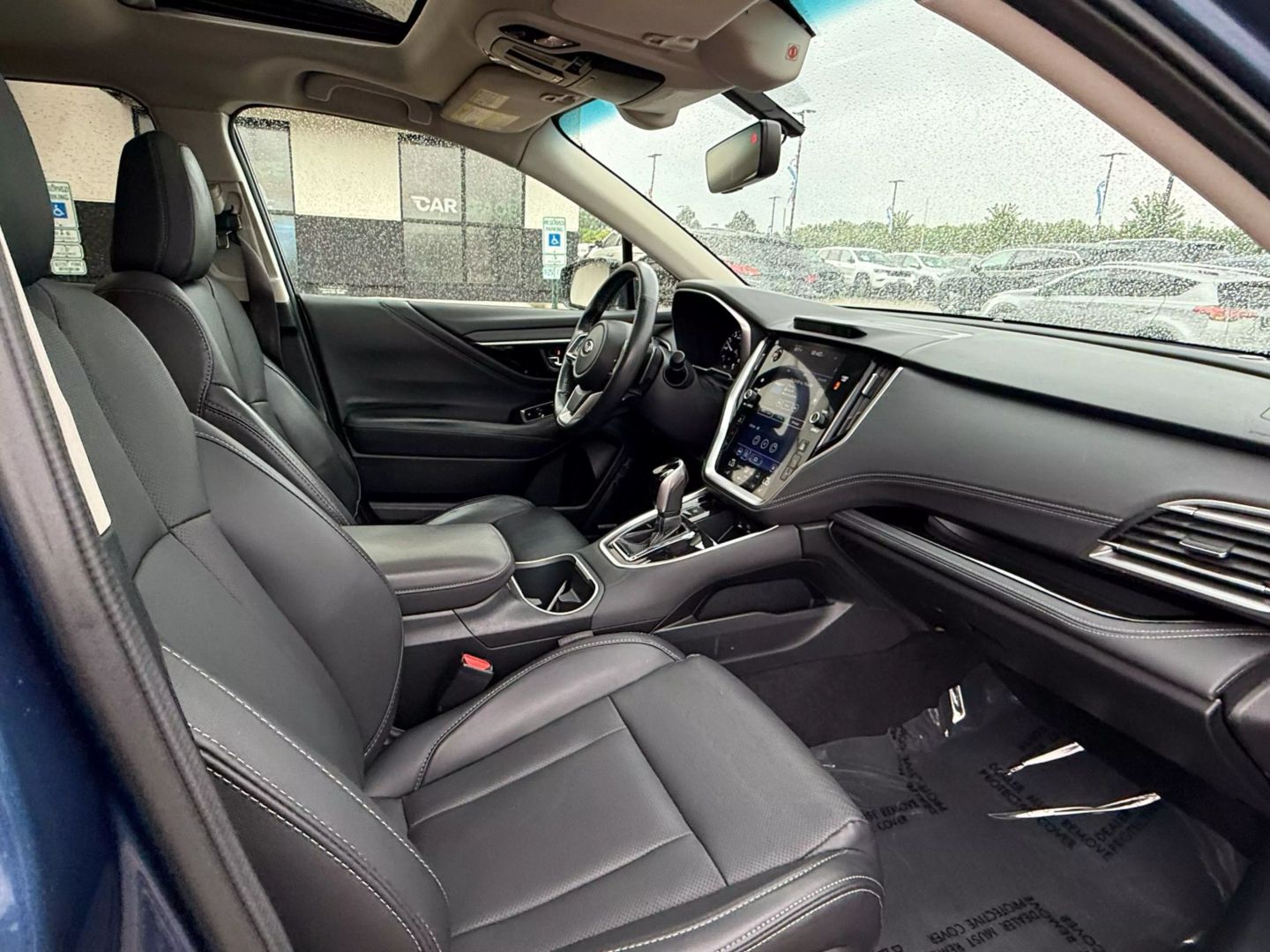 2022 Subaru Outback - Image 27