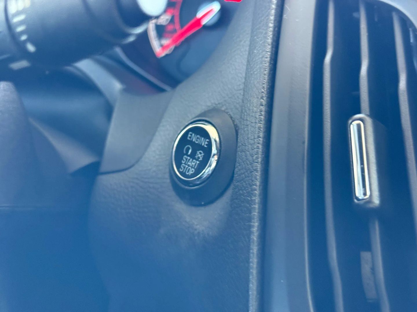 2014 Ford Focus St - Image 29