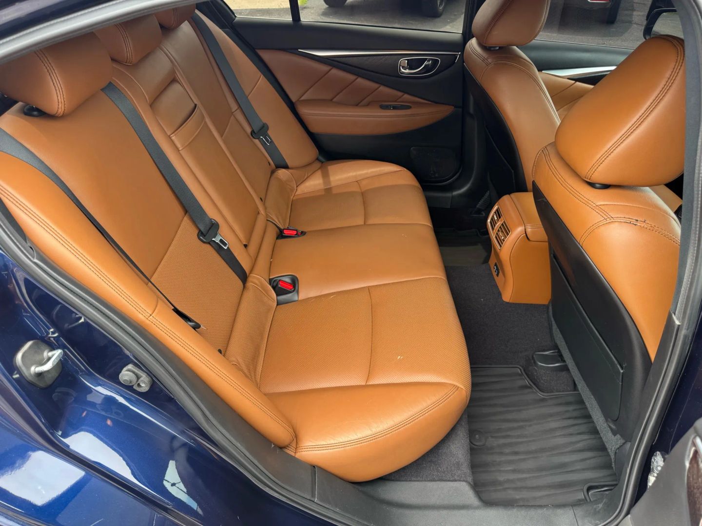 2021 Infiniti Q50 - Image 17