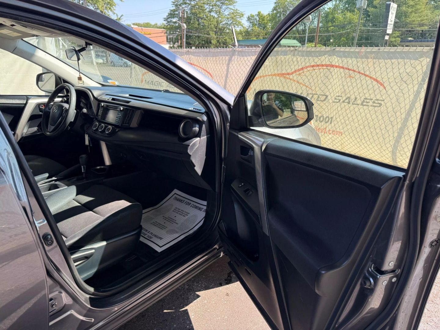 2016 Toyota Rav4 - Image 24