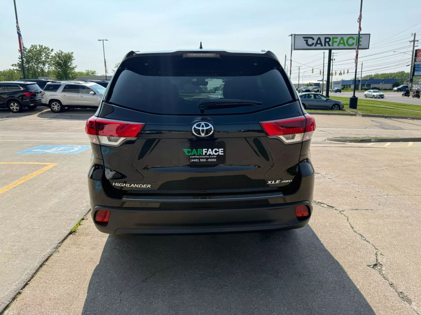 2019 Toyota Highlander - Image 9