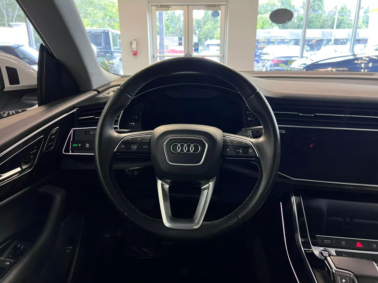 2021 Audi Q8 55 Tfsi Premium Plus Sport Utility 4d - Image 10