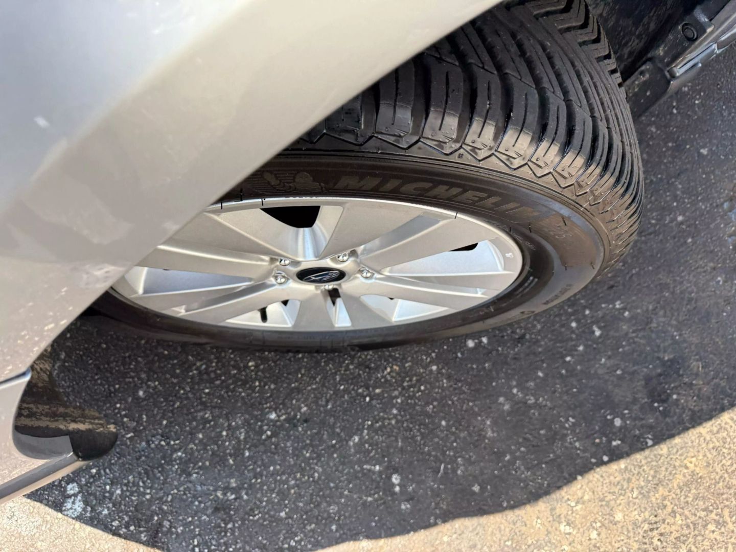 2016 Subaru Outback - Image 38