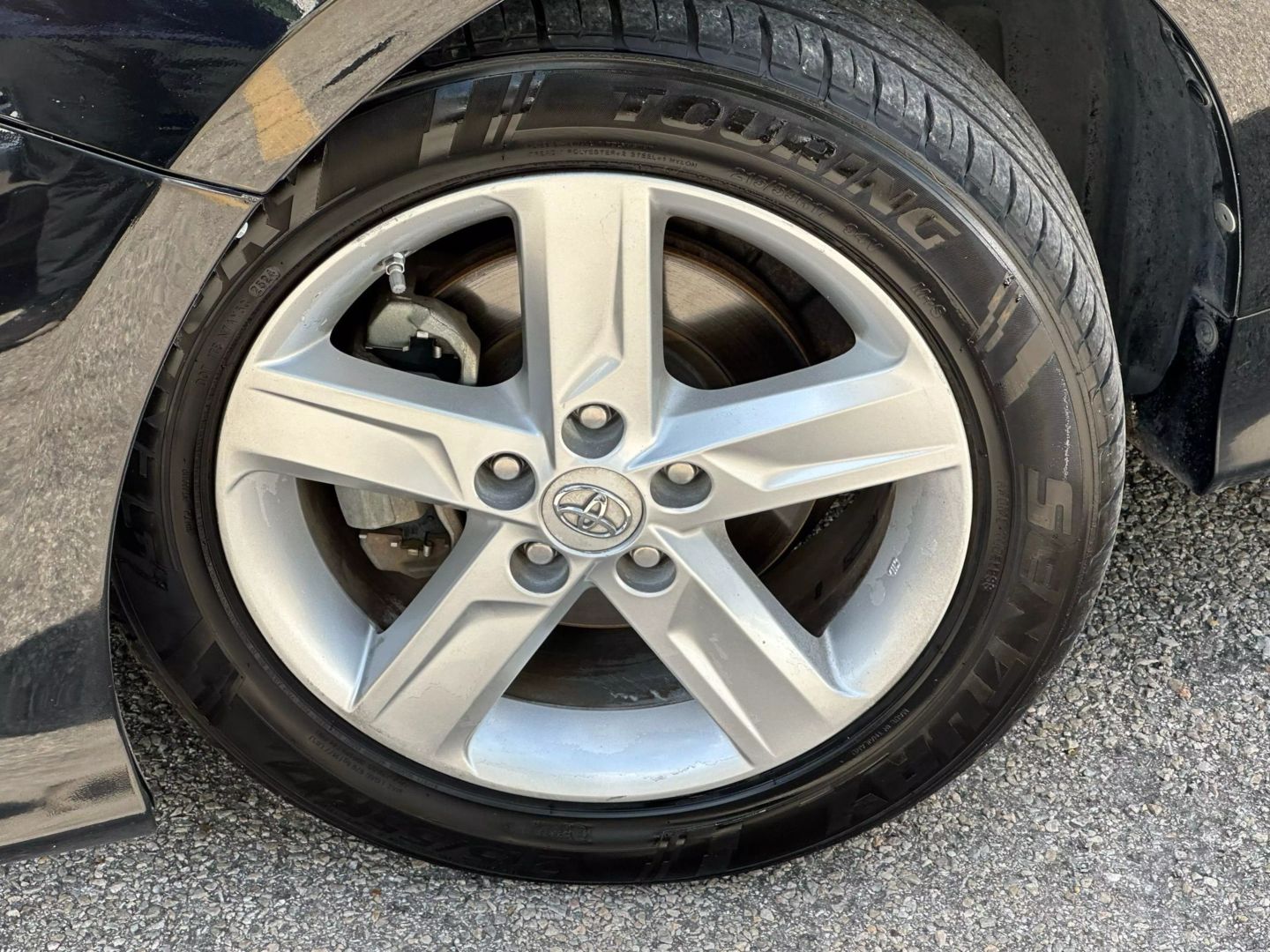2014 Toyota Camry - Image 37
