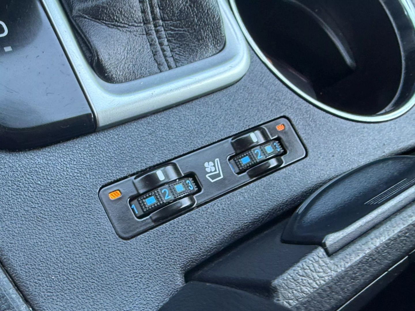 2018 Toyota Highlander - Image 48
