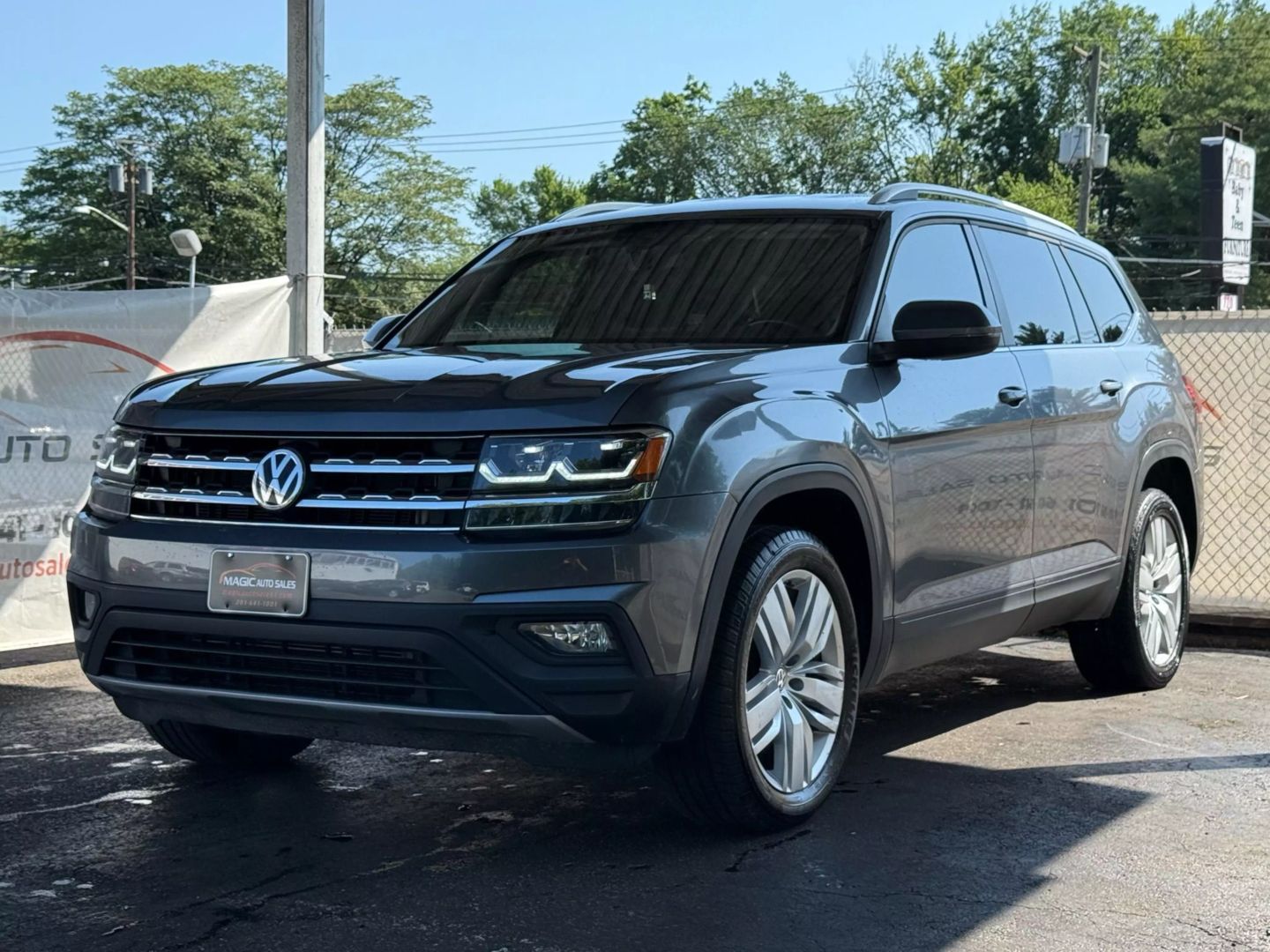 2019 Volkswagen Atlas - Image 3