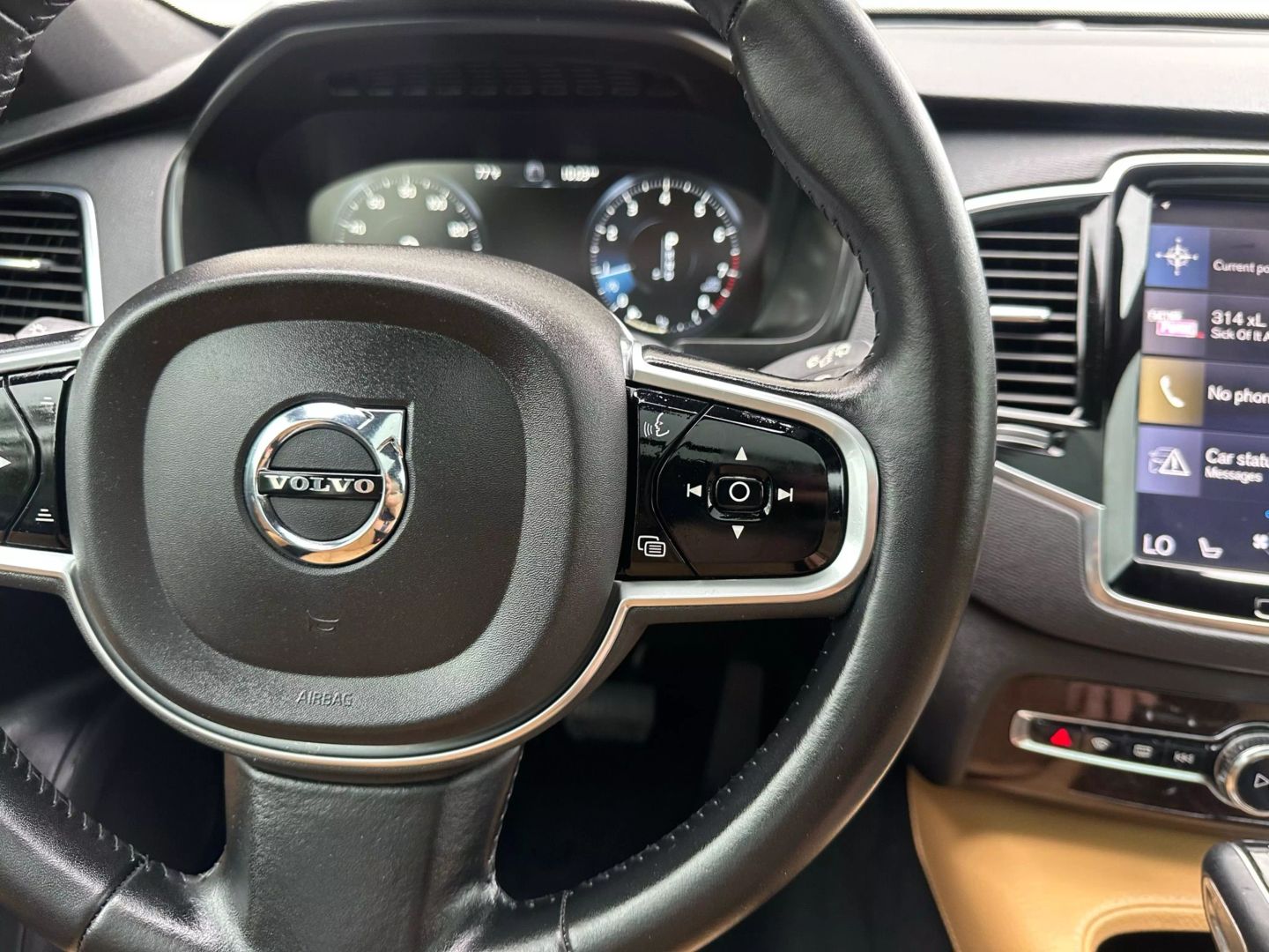 2017 Volvo Xc90 - Image 44