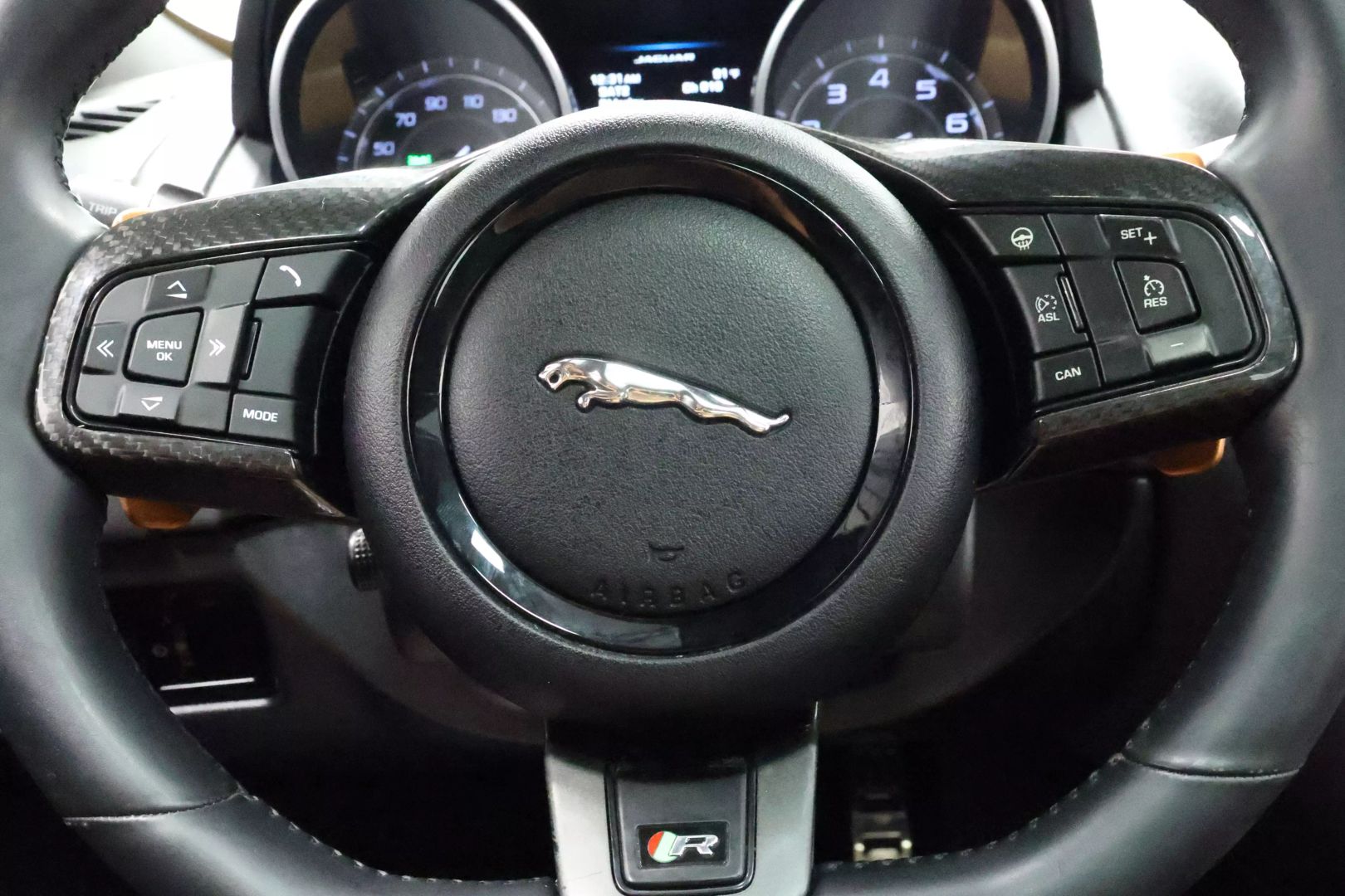 2015 Jaguar F-type - Image 21