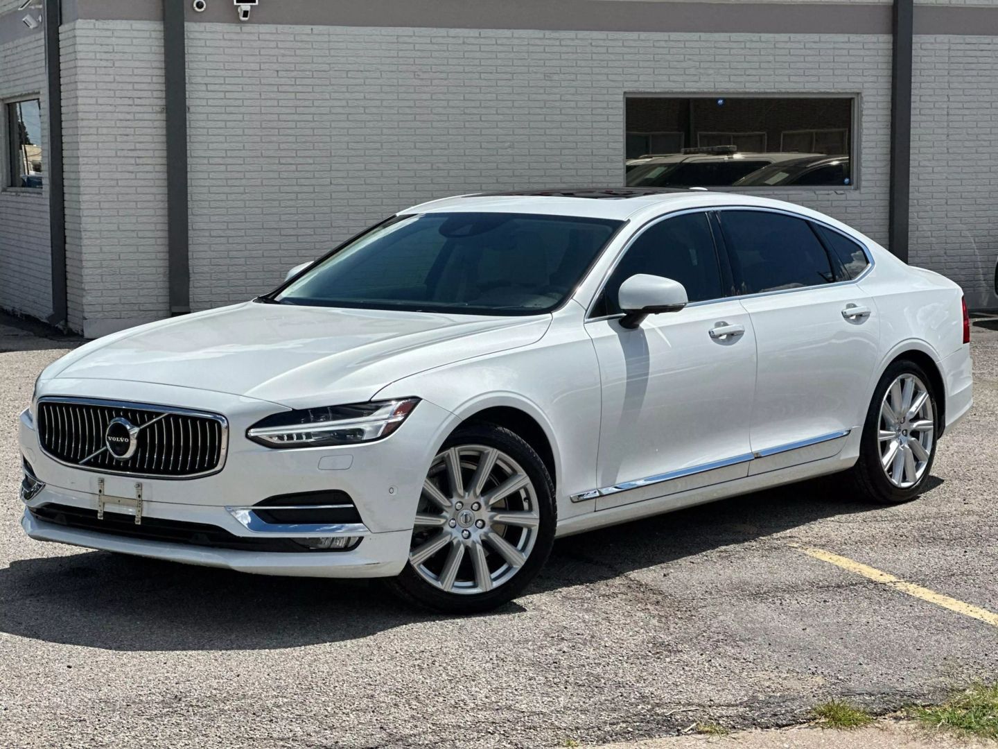 2018 Volvo S90 - Image 2