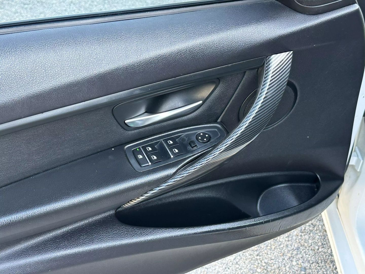 2017 Bmw 3 Series - Image 11