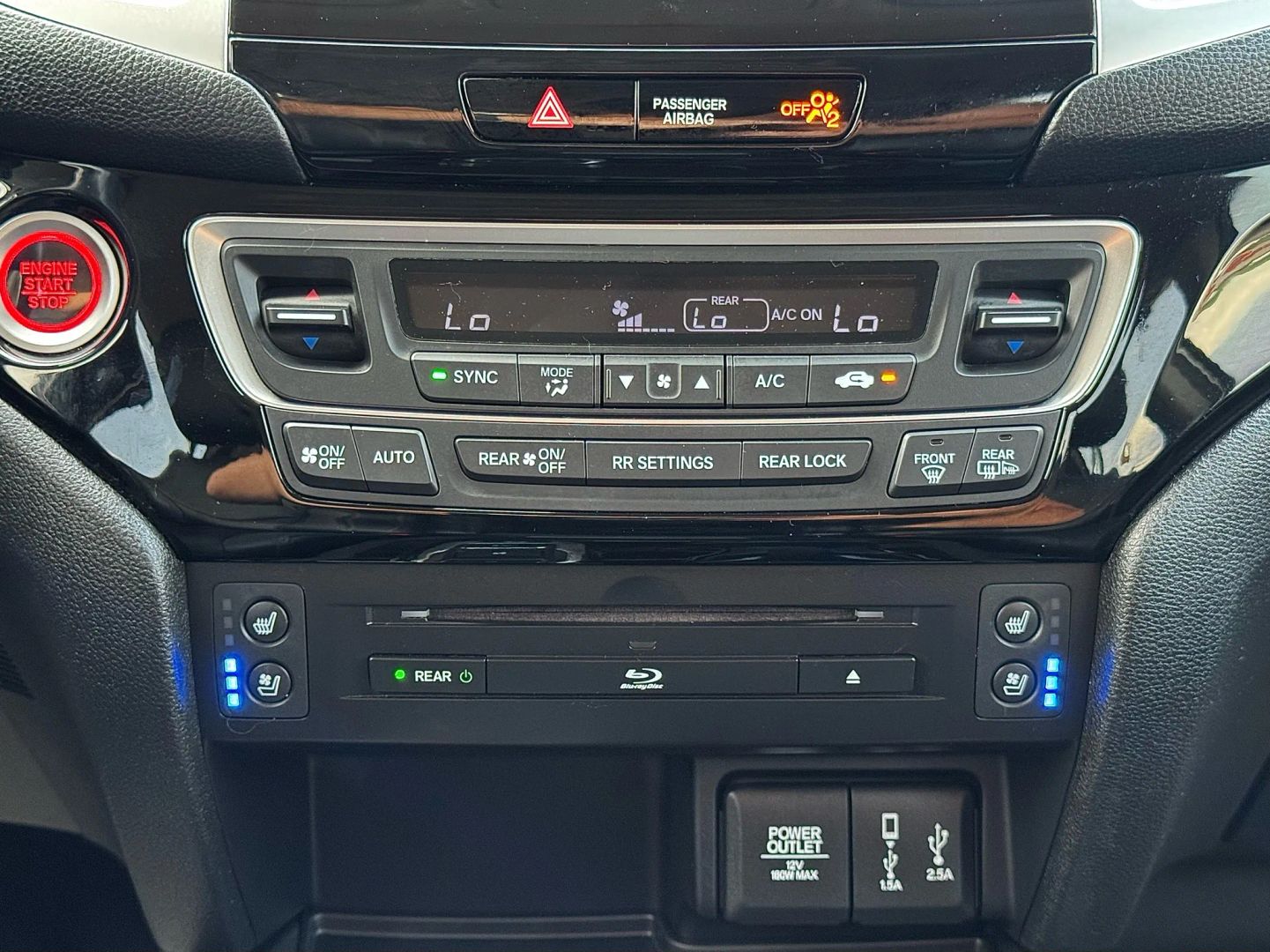 2018 Honda Pilot - Image 25