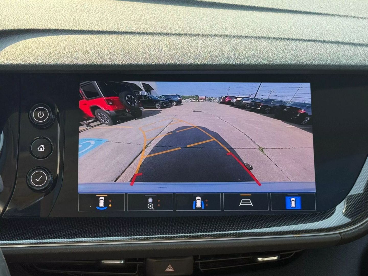 2021 Buick Envision - Image 39