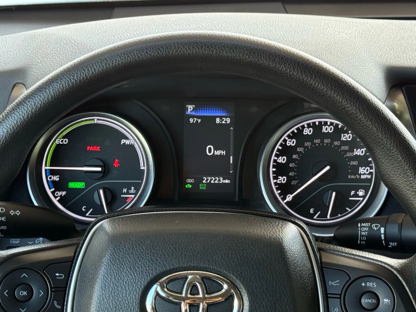 2022 Toyota Camry Hybrid - Image 35