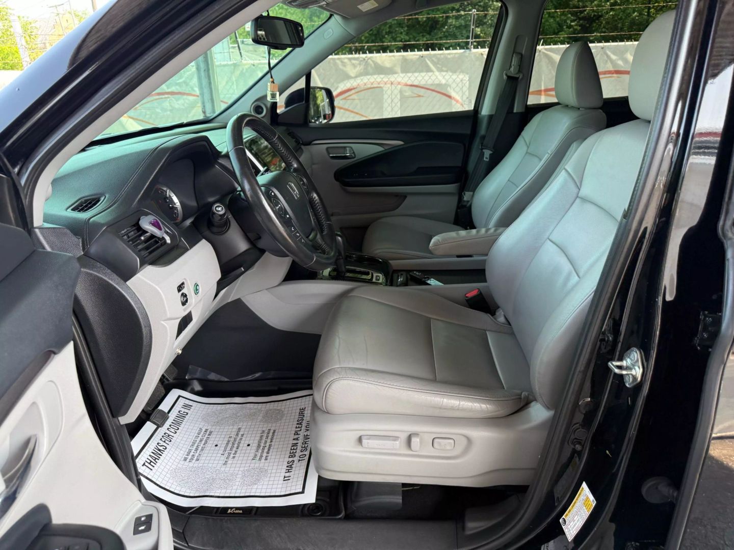 2018 Honda Pilot - Image 15