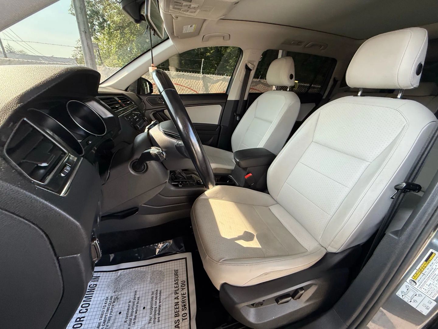 2019 Volkswagen Tiguan - Image 14