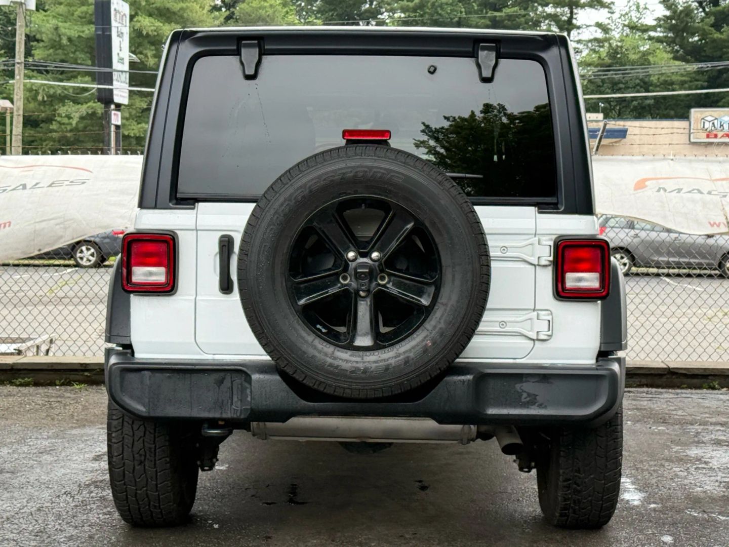 2021 Jeep Wrangler Unlimited - Image 10