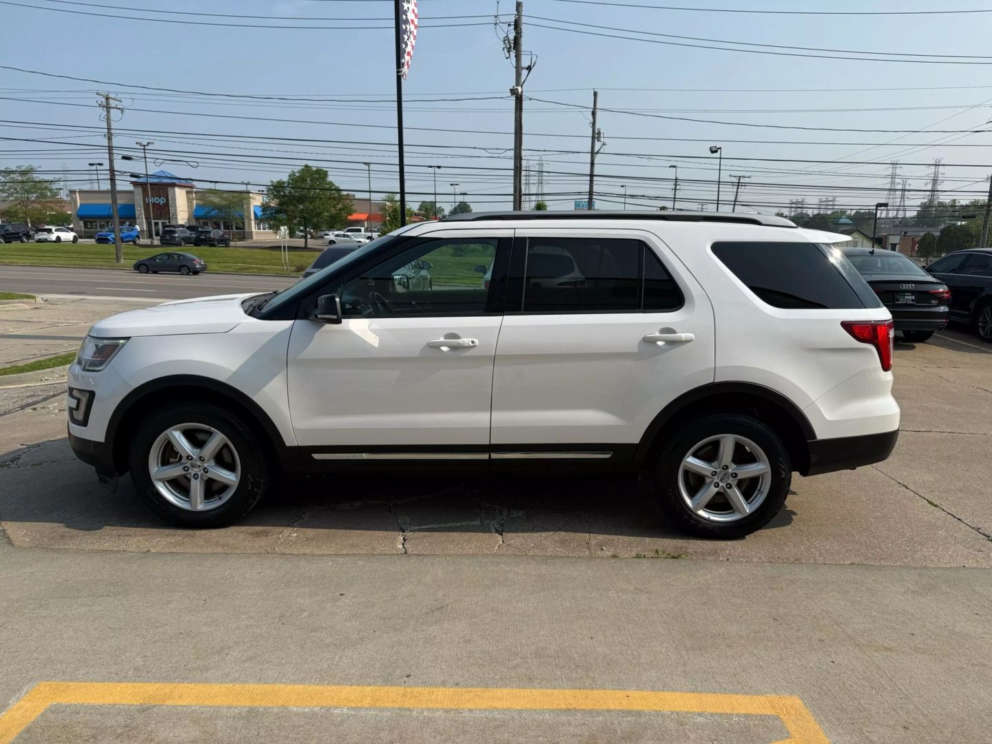 2016 Ford Explorer - Image 6