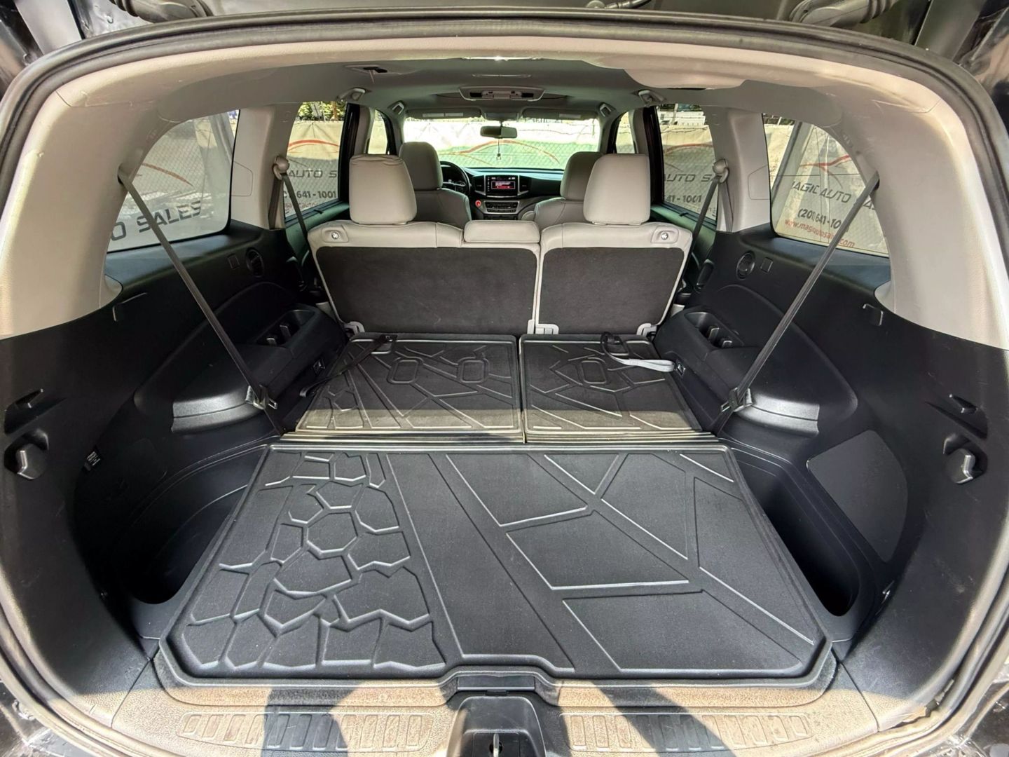 2018 Honda Pilot - Image 22