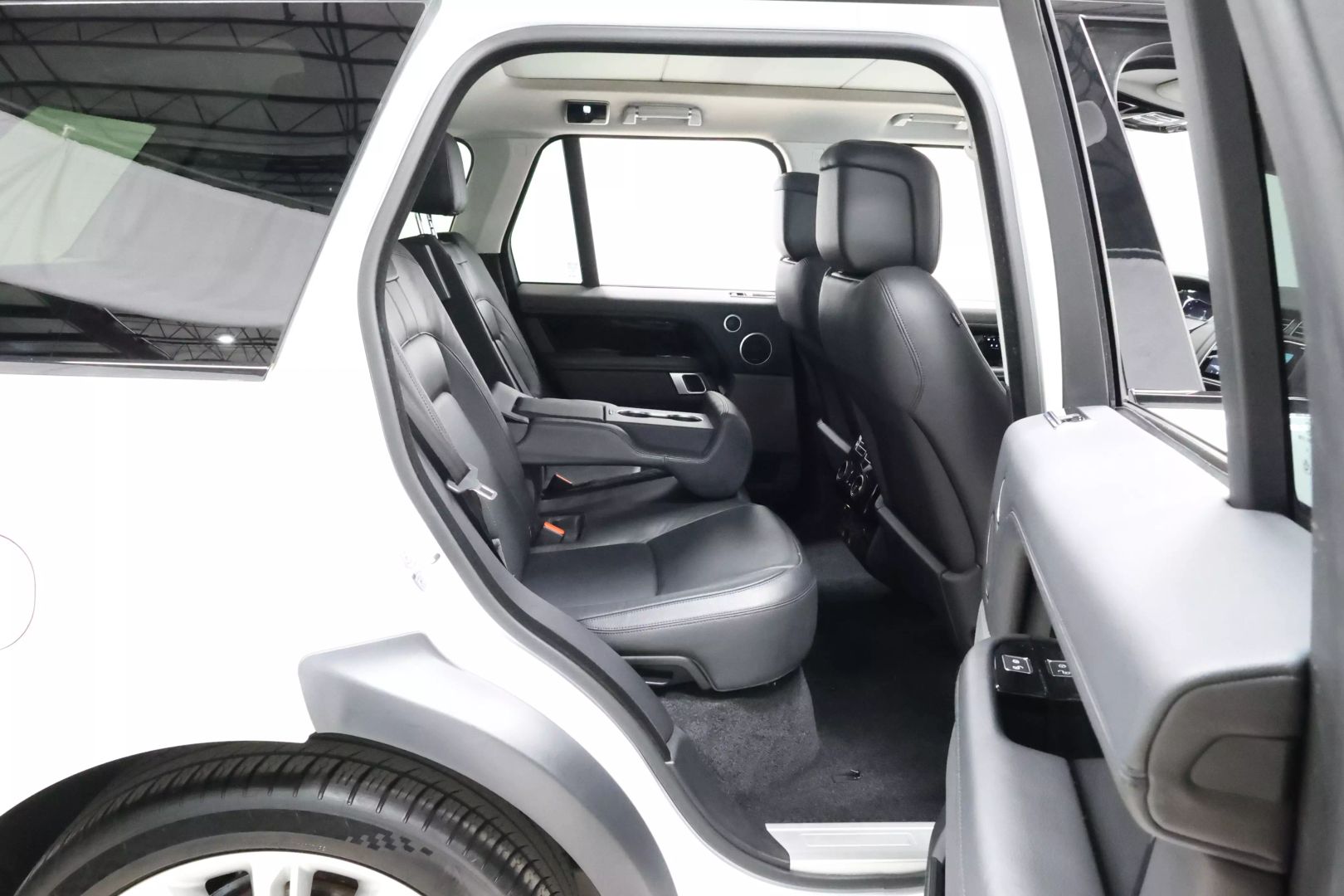 2018 Land Rover Range Rover - Image 80