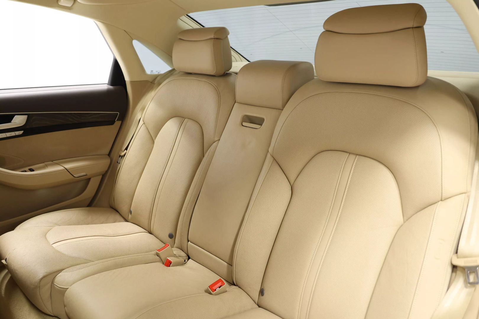 2015 Audi A8 - Image 56