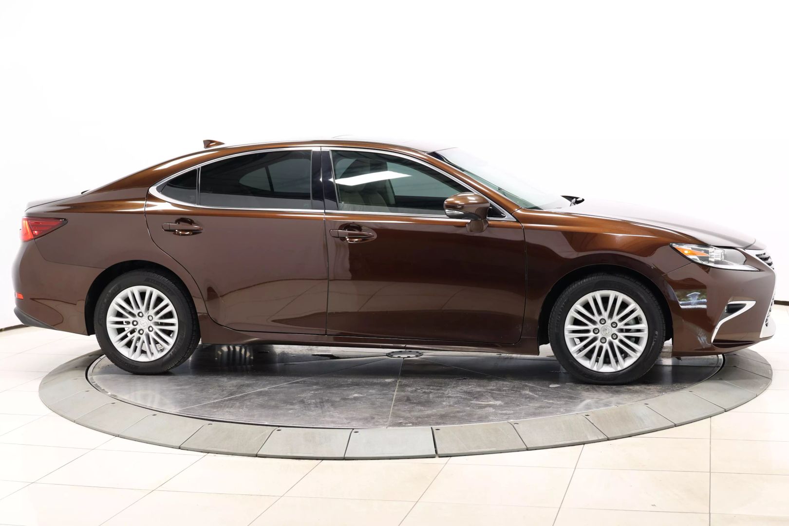2016 Lexus Es - Image 66
