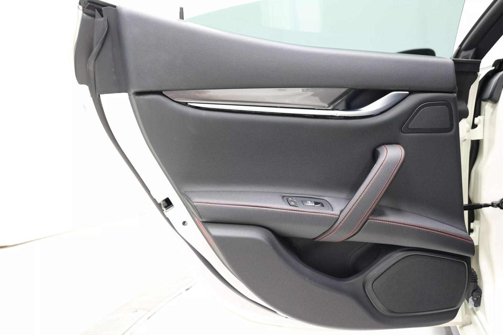 2020 Maserati Ghibli - Image 48