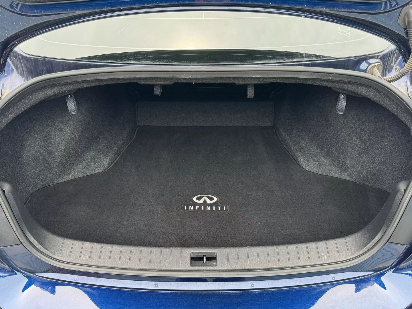 2021 Infiniti Q50 - Image 37