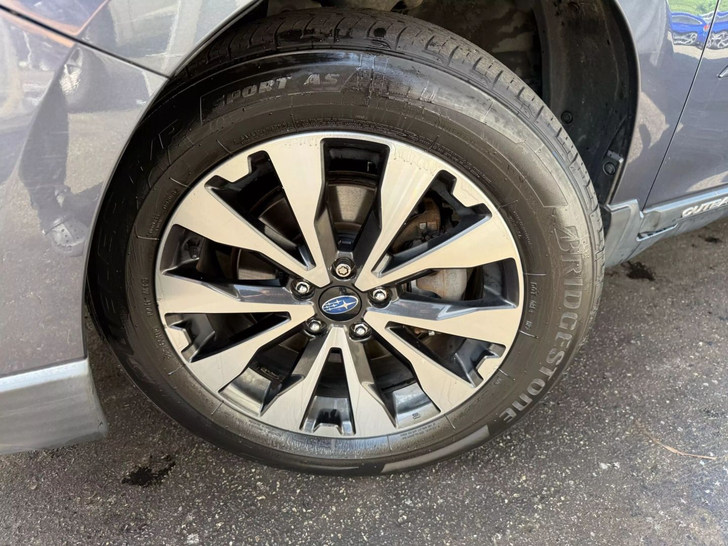 2017 Subaru Outback - Image 42