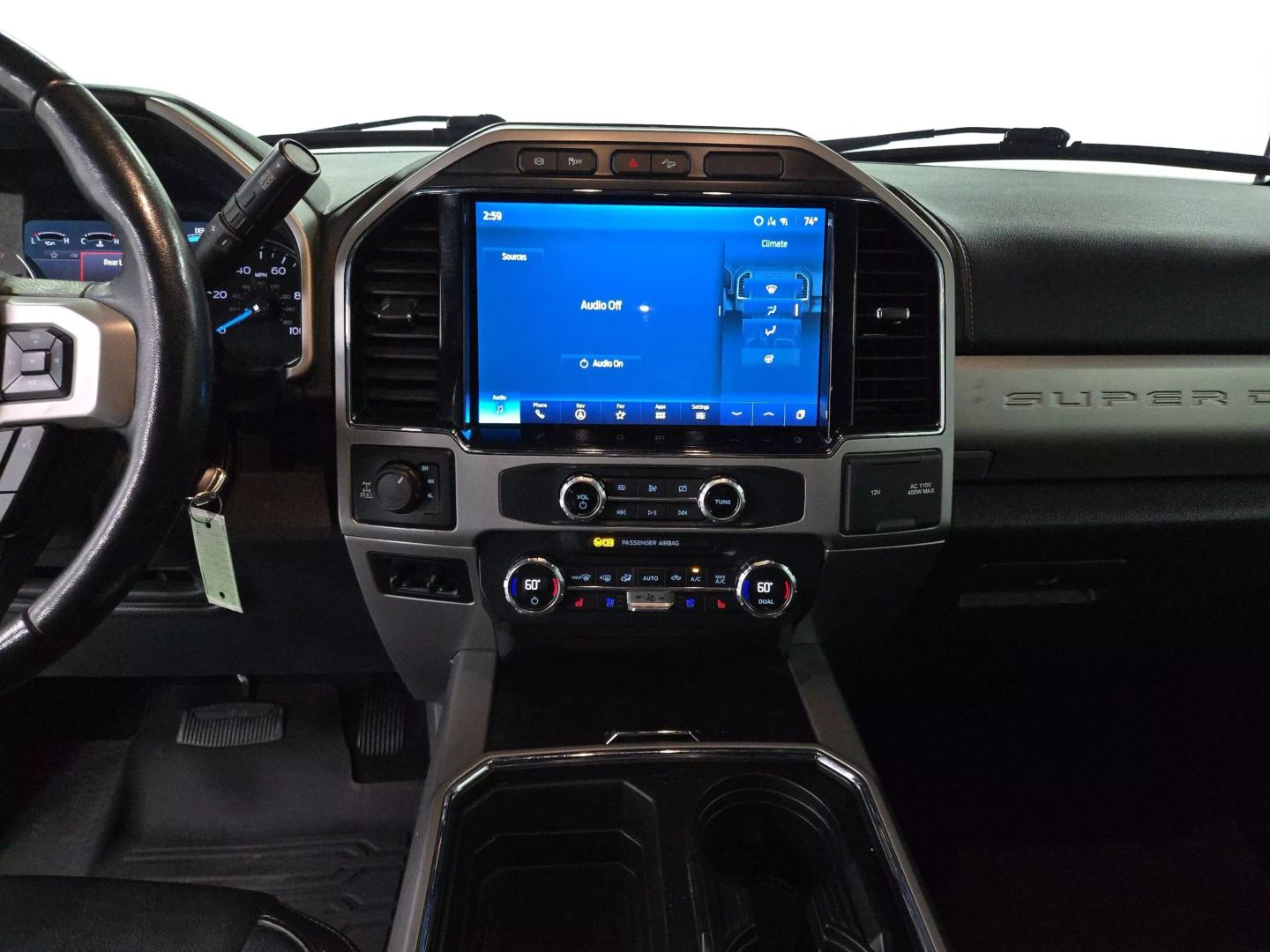 2022 Ford F250 Super Duty Crew Cab - Image 14