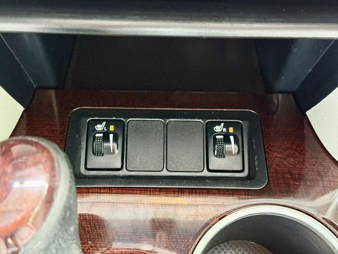 2012 Toyota Camry - Image 29