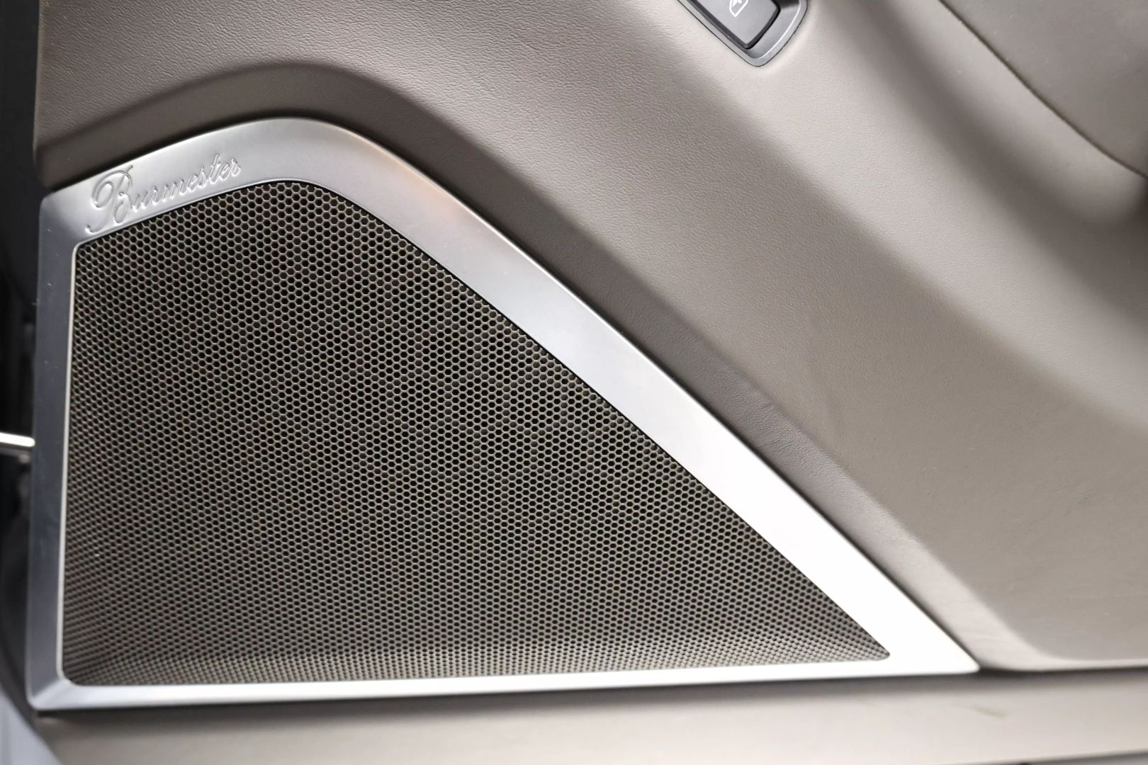 2014 Porsche Panamera - Image 83