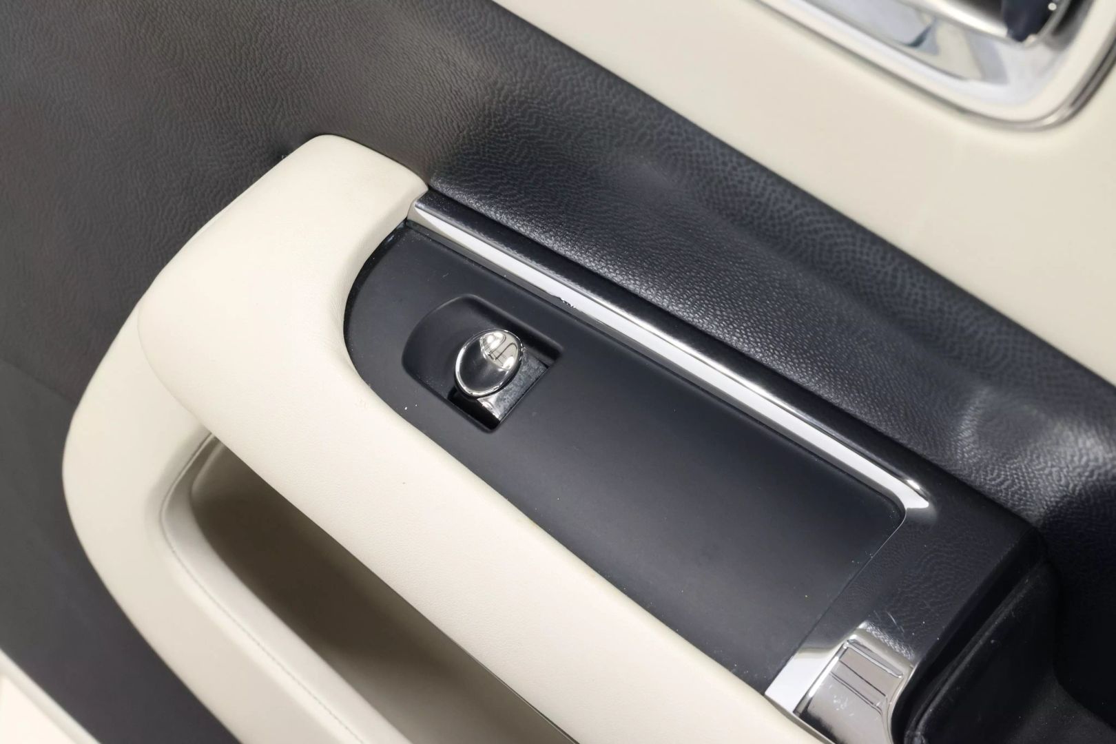 2014 Rolls-royce Wraith - Image 82