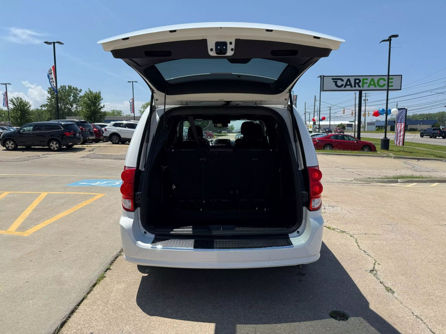2019 Dodge Grand Caravan Passenger - Image 13