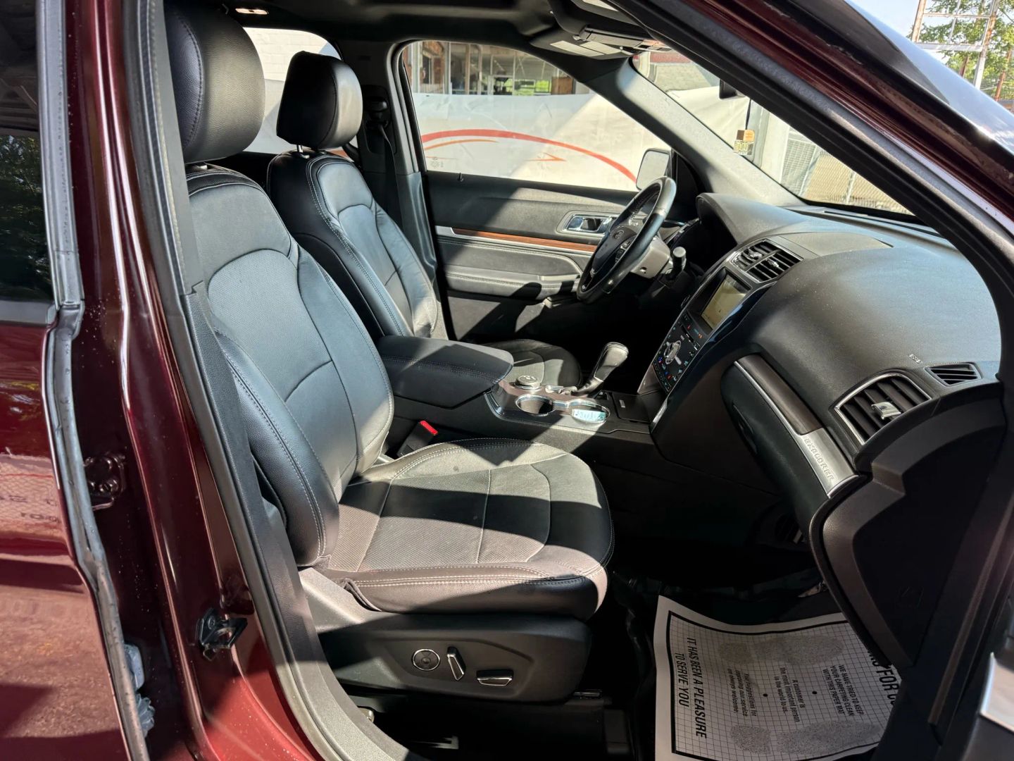 2018 Ford Explorer - Image 29