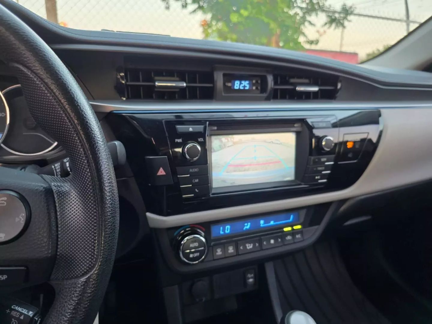 2014 Toyota Corolla - Image 12