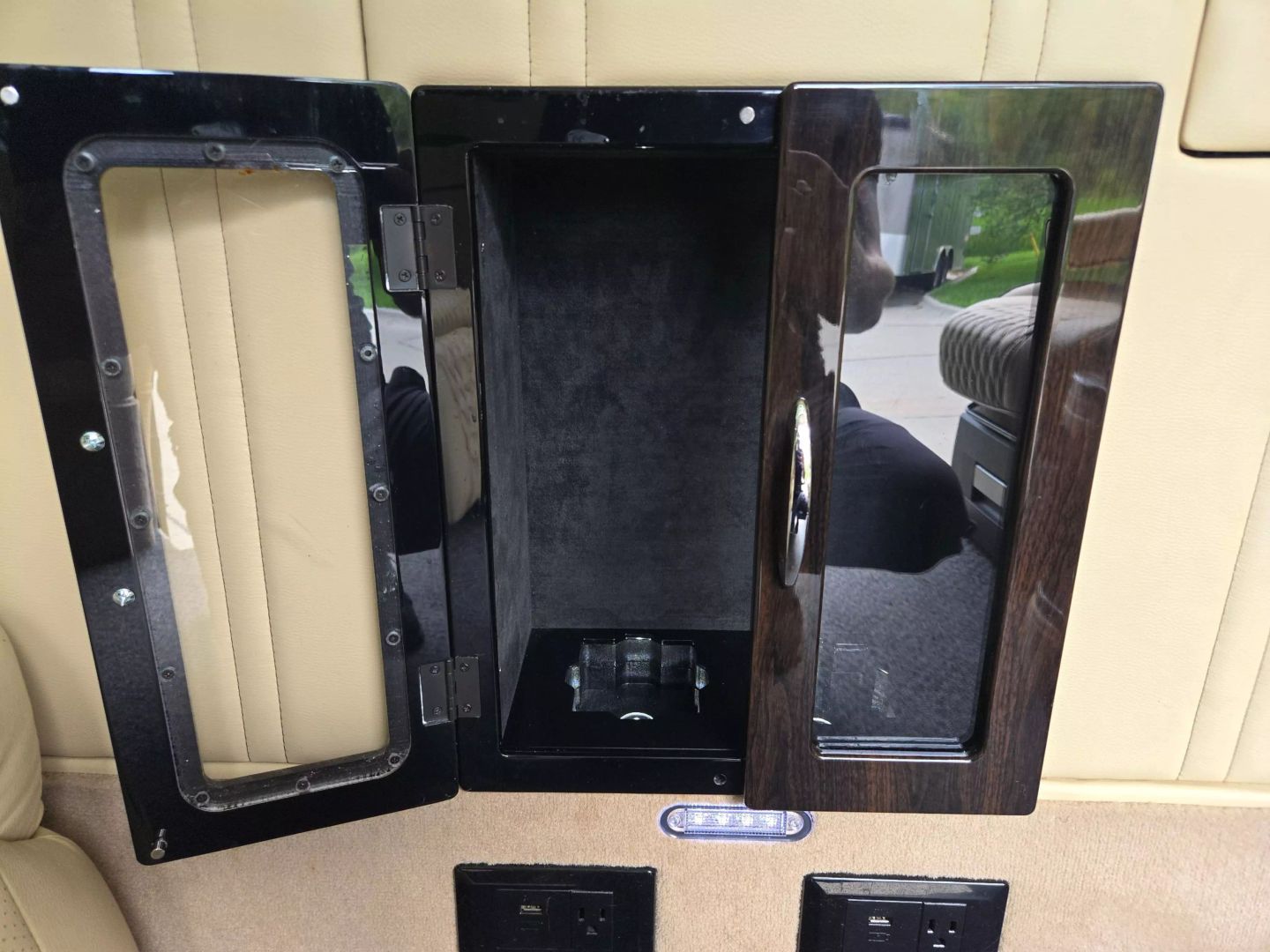 2017 Mercedes-benz Sprinter 2500 Cargo - Image 29