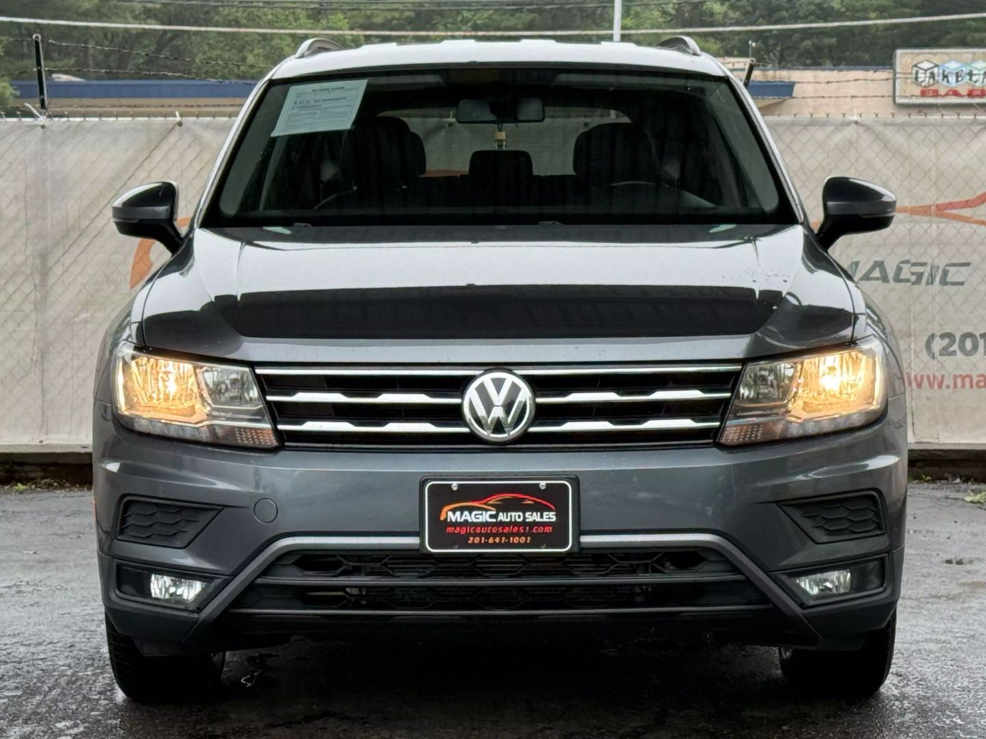 2018 Volkswagen Tiguan - Image 5
