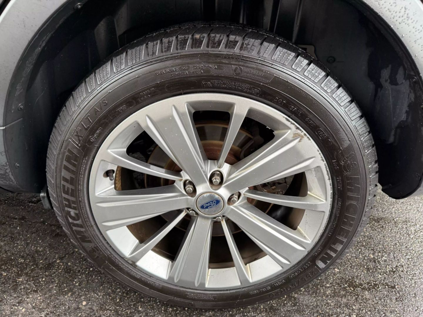 2018 Ford Explorer - Image 47