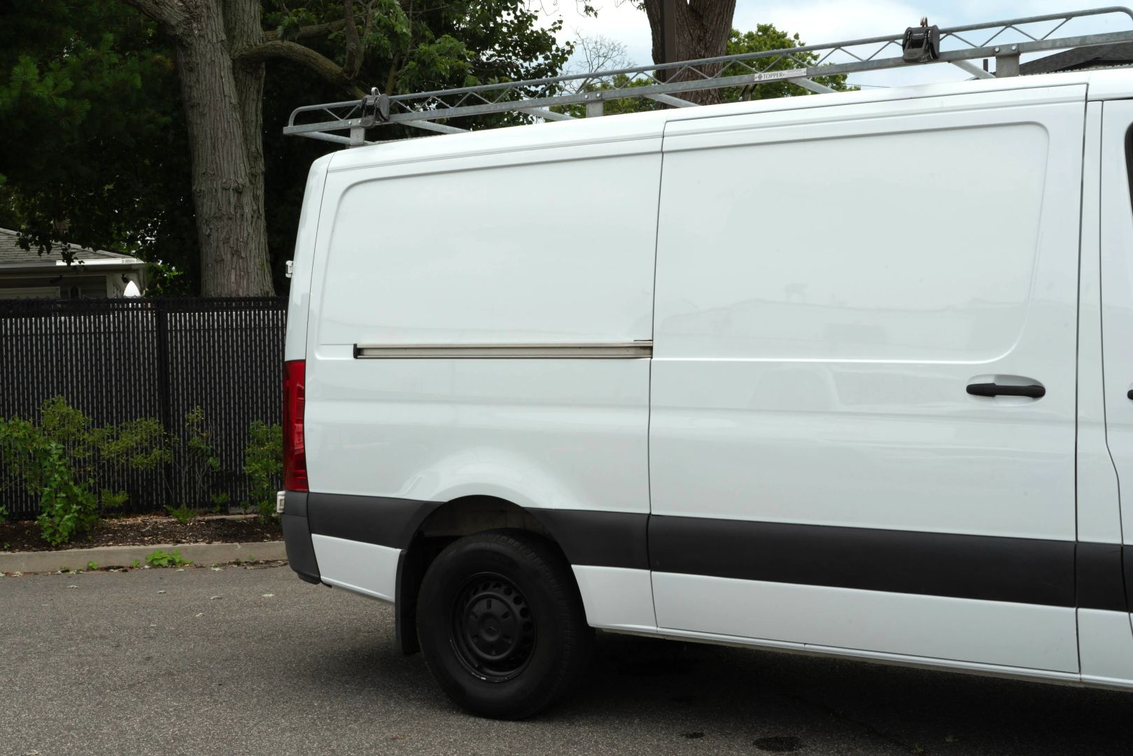 2021 Mercedes-benz Sprinter 2500 Crew - Image 23