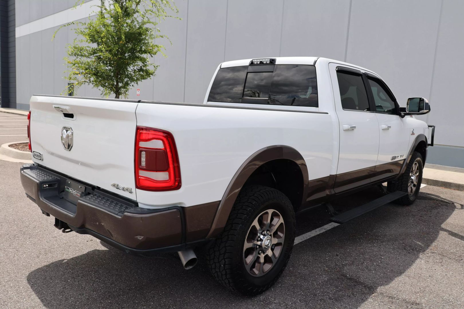 2019 Ram 2500 Crew Cab - Image 4