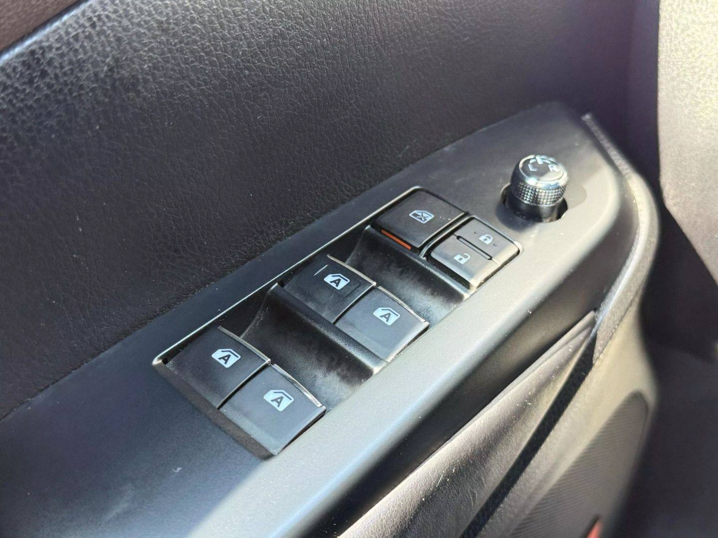 2018 Toyota Highlander - Image 50