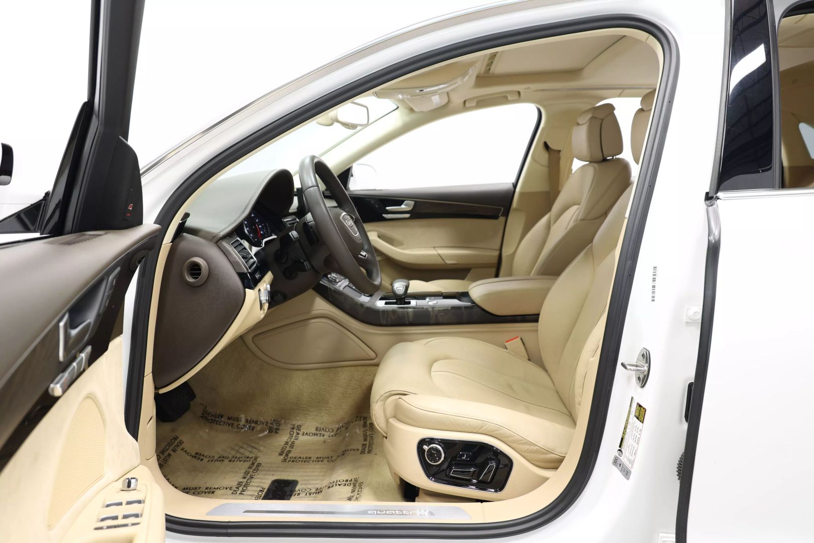 2015 Audi A8 - Image 15
