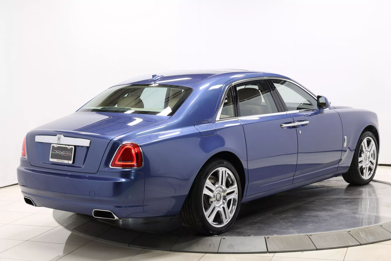2010 Rolls-royce Ghost - Image 64