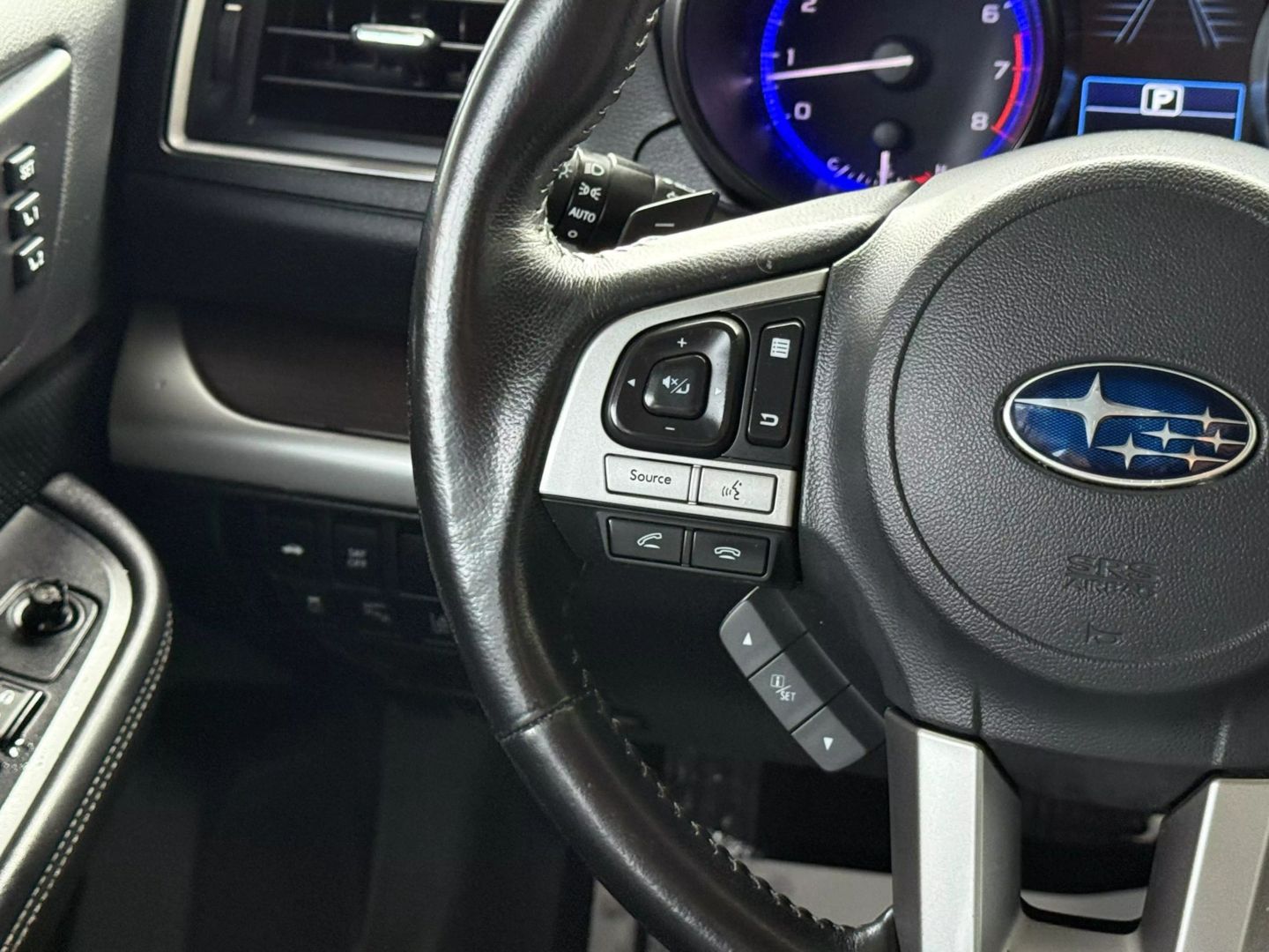 2016 Subaru Legacy - Image 35