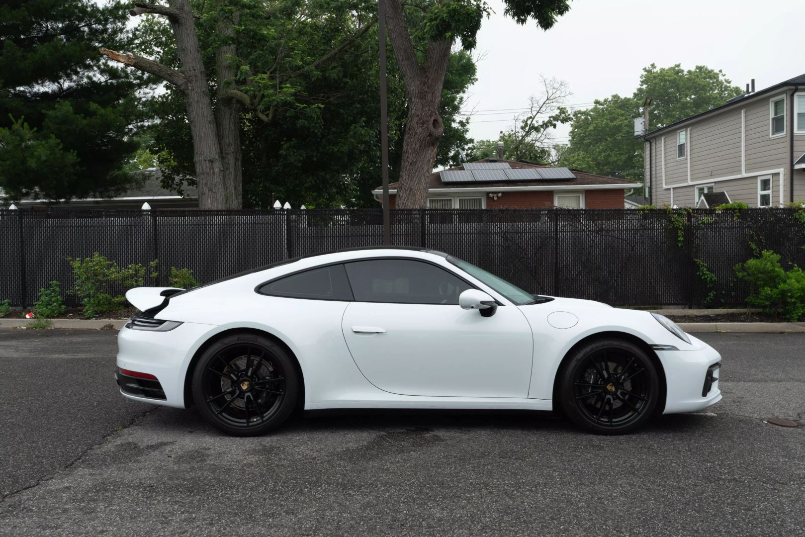 2022 Porsche 911 - Image 18