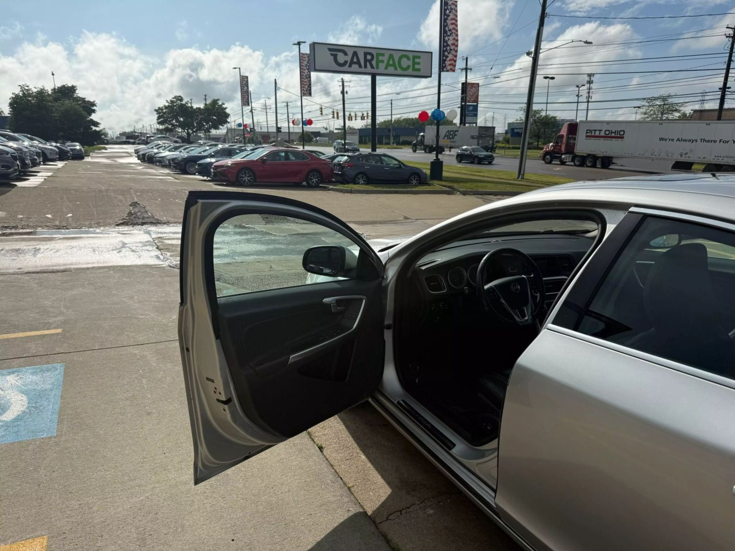 2012 Volvo S60 - Image 10