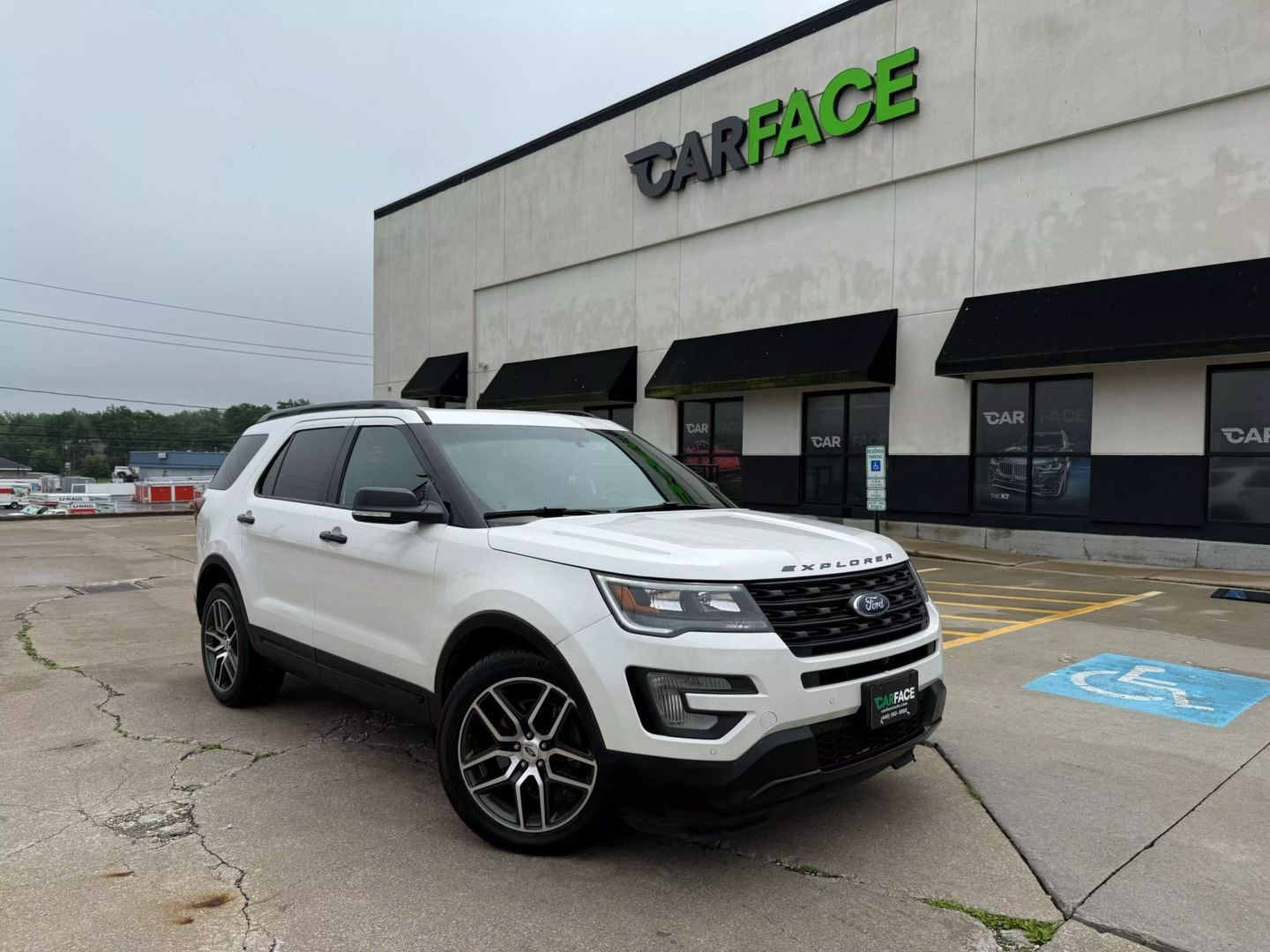 2017 Ford Explorer - Image 1