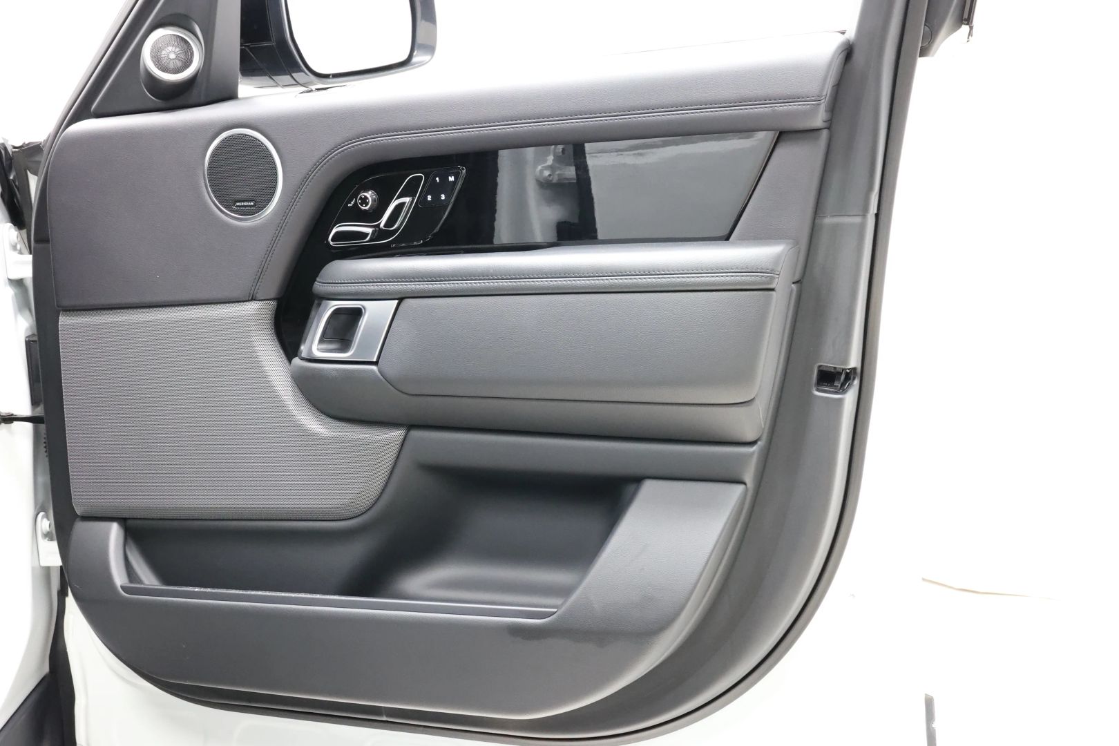 2018 Land Rover Range Rover - Image 89