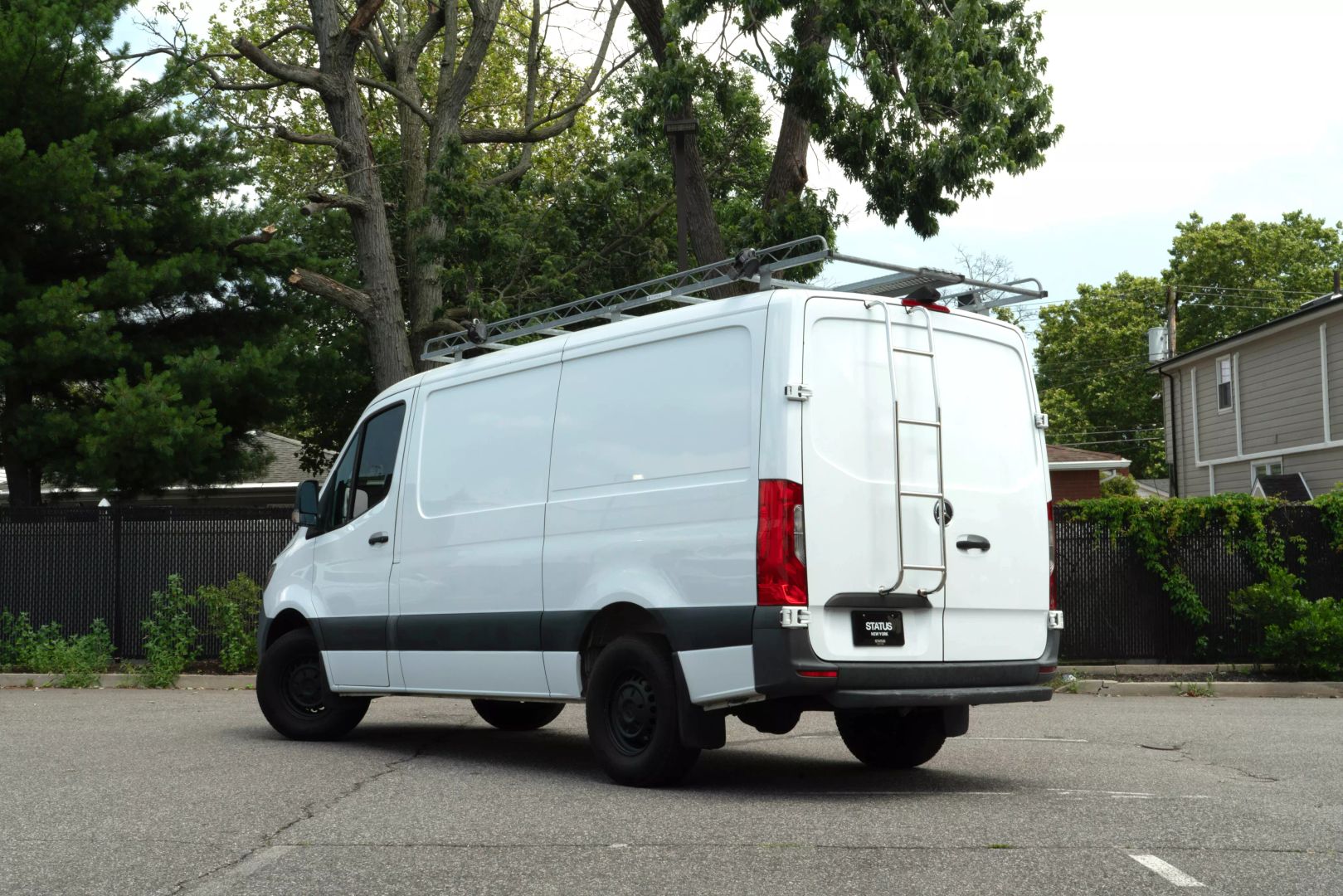 2021 Mercedes-benz Sprinter 2500 Crew - Image 32