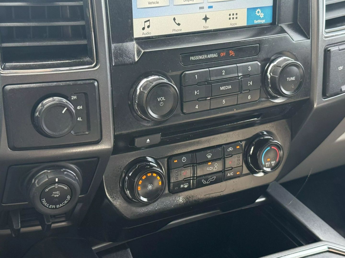 2017 Ford F150 Supercrew Cab - Image 37